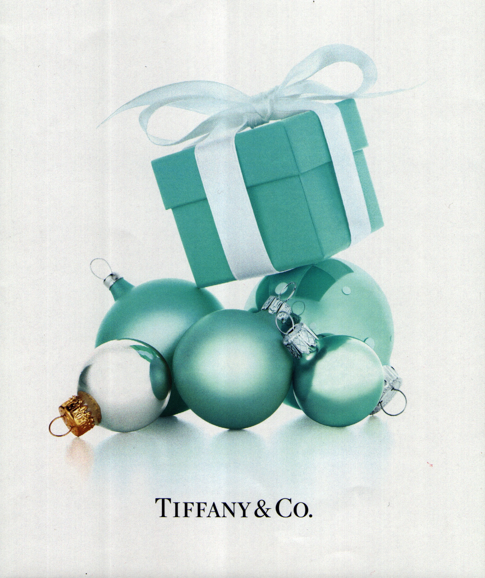 Elegant Tiffany Blue Christmas Decor 